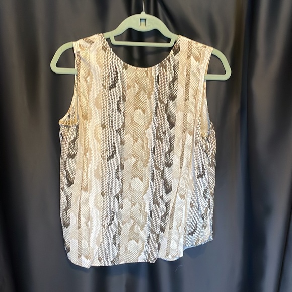 Equipment • Lyle Python Tank - Picture 2 of 3